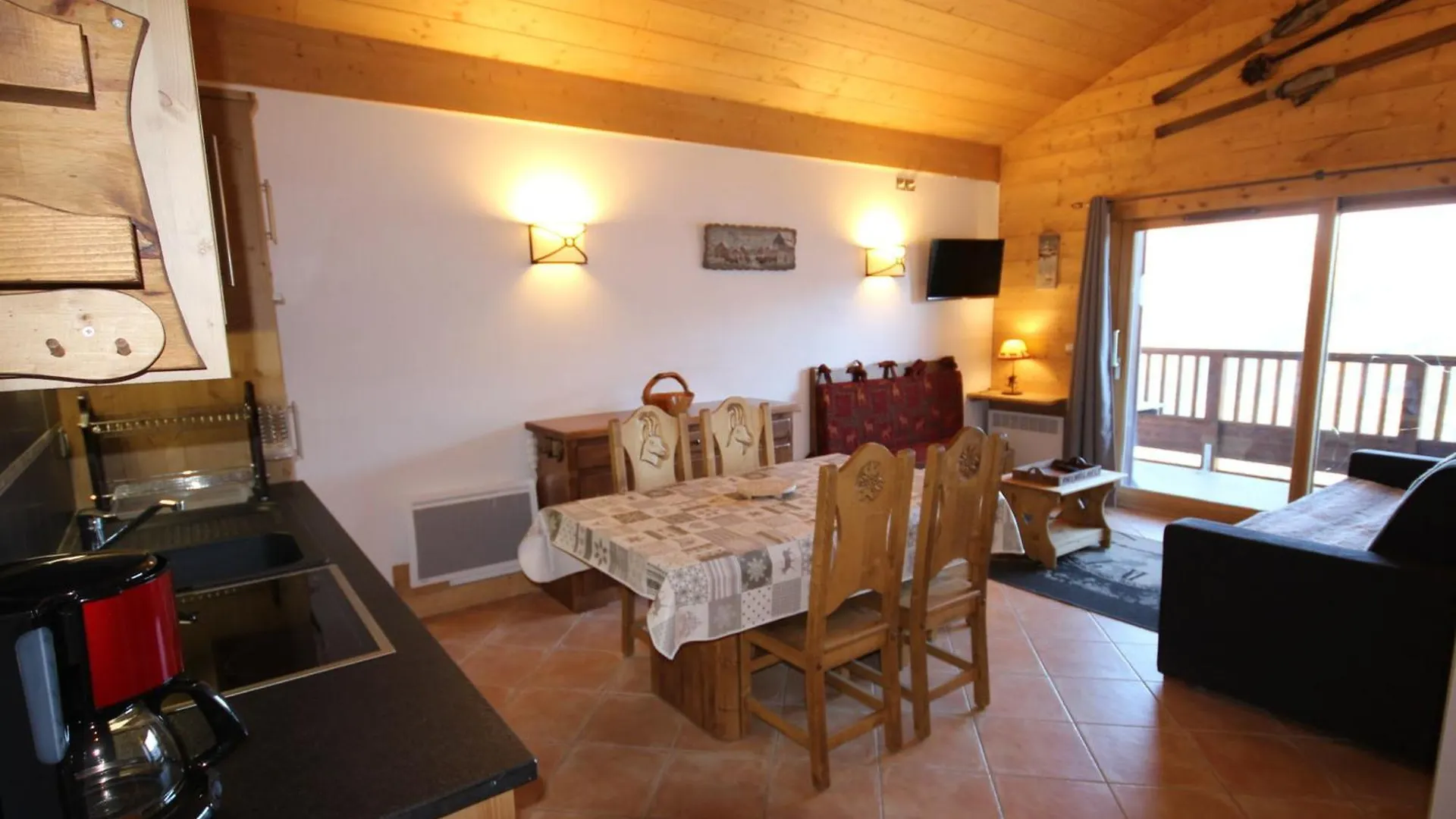 Superbe 3 Pieces Avec Balcon Et Acces Piscine A Bisanne 1500, Ideal Pour 6 Personnes - Fr-1-293-114